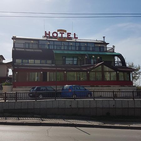 Brani Family Hotel Ruse Exterior foto